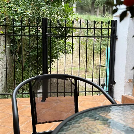 Fani's No 14 アパート